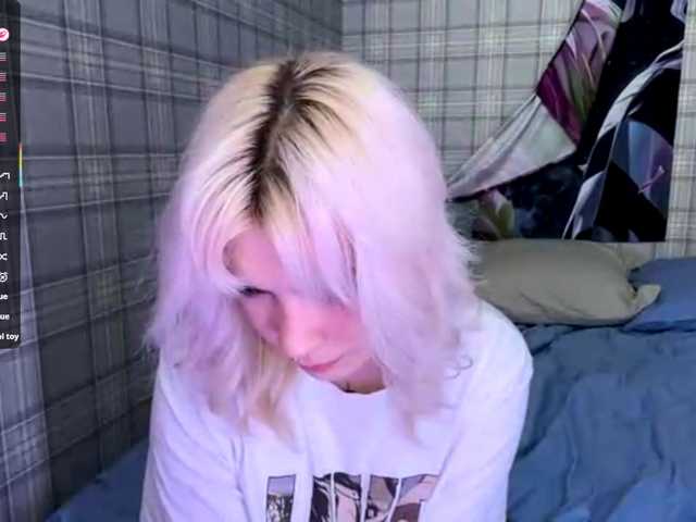 MickiRechel's BongaCams show and profile