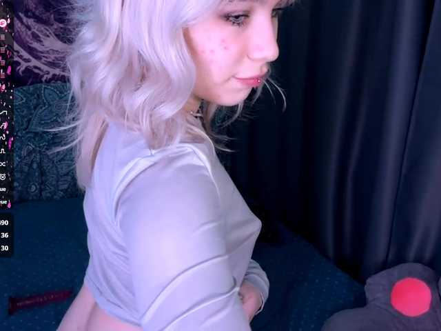 MickiRechel's BongaCams show and profile