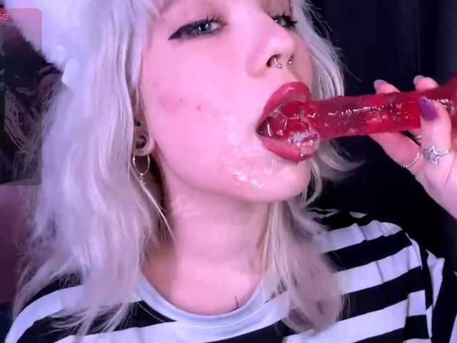  MickiRechel chat room