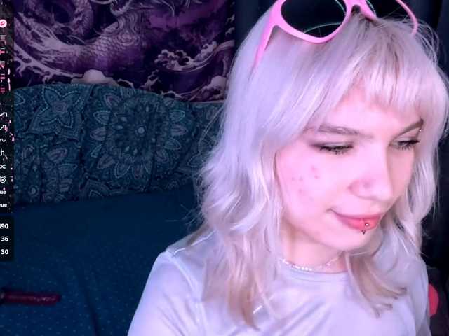 MickiRechel's BongaCams show and profile