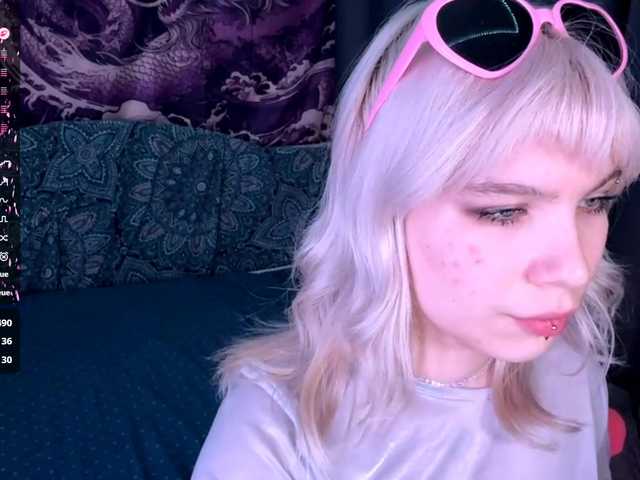 MickiRechel's BongaCams show and profile