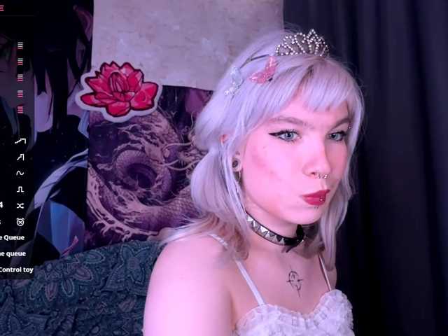 MickiRechel live cam