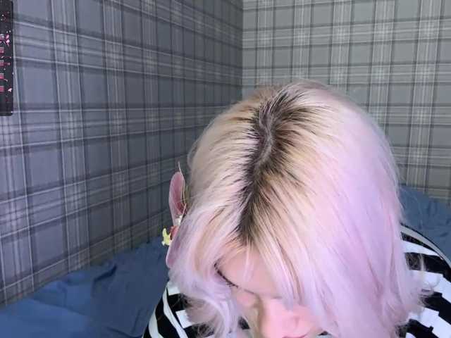 MickiRechel's BongaCams show and profile