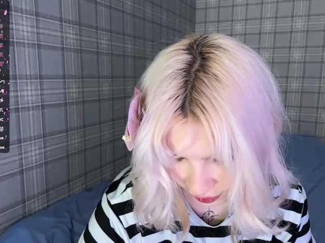 MickiRechel's BongaCams show and profile