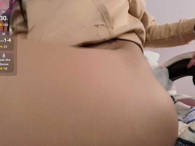 TOOKIOG's BongaCams show and profile