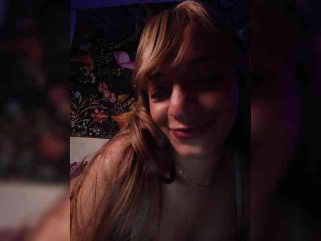 Clairemontrose webcam