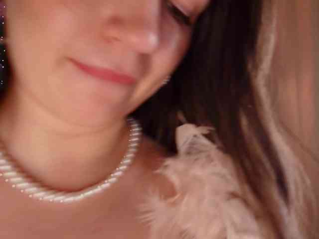 mila-strawberry webcam