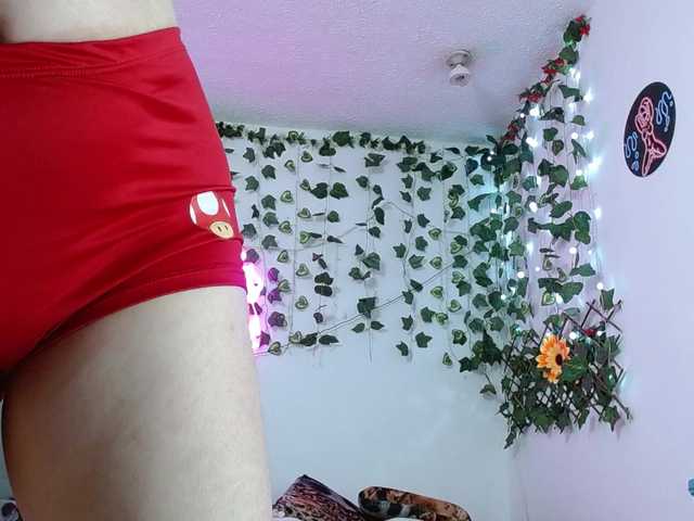 milfrosse webcam bongacams model stream image