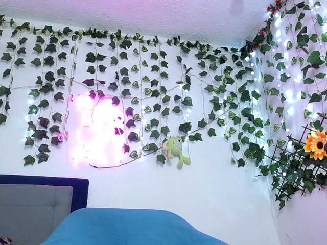 milfrosse webcam bongacams model stream image