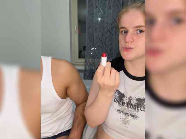 Erlecktmeinepussy2223