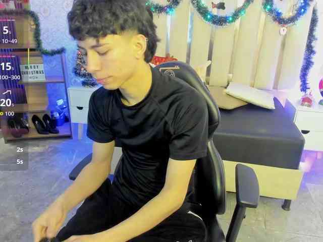 kaelwolf-tay kaelwolf-tay