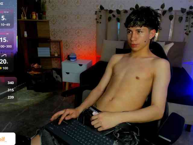 kaelwolf-tay kaelwolf-tay