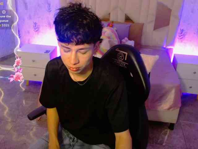 kaelwolf-tay kaelwolf-tay