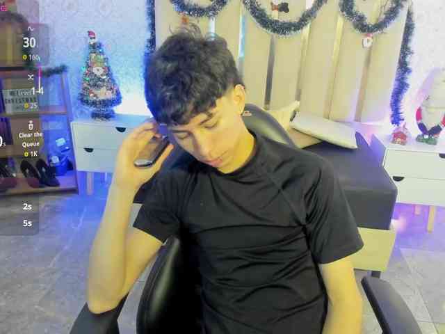 kaelwolf-tay kaelwolf-tay