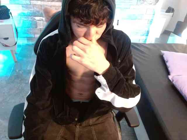 kaelwolf-tay kaelwolf-tay