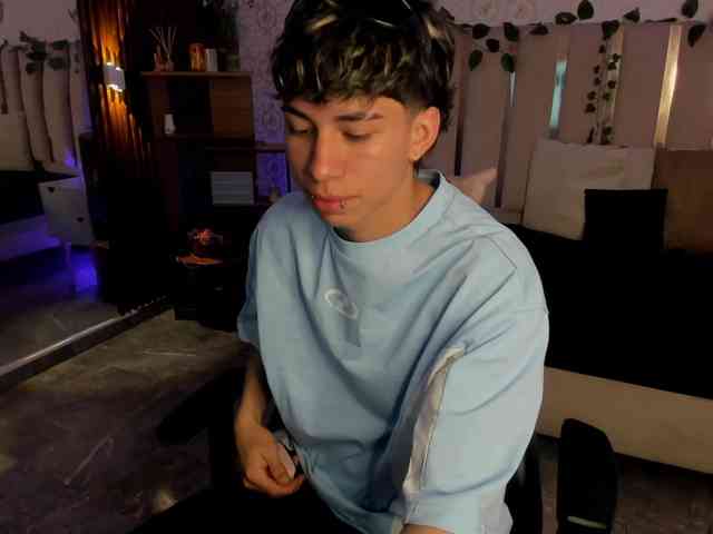 kaelwolf-tay kaelwolf-tay