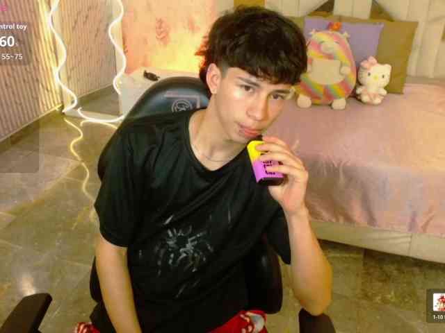 kaelwolf-tay kaelwolf-tay