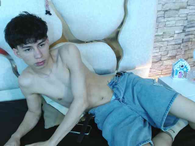 kaelwolf-tay kaelwolf-tay