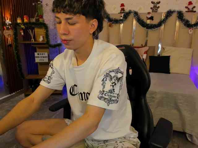 kaelwolf-tay kaelwolf-tay