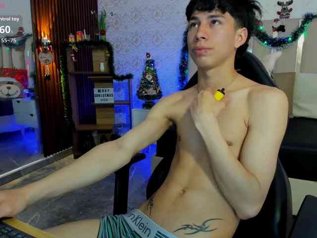 kaelwolf-tay kaelwolf-tay