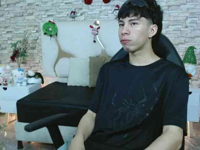 kaelwolf-tay kaelwolf-tay