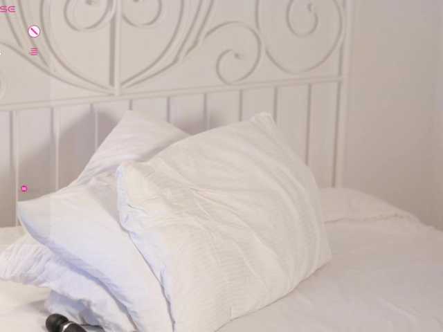 Aly-'s BongaCams show and profile