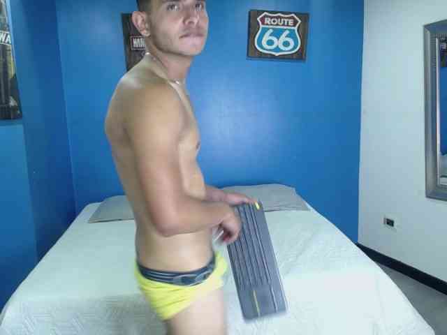 Angel-Dusstt Angel-Dusstt