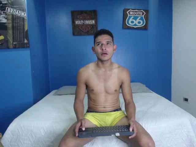 Angel-Dusstt Angel-Dusstt