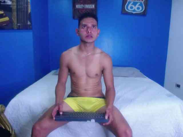 Angel-Dusstt Angel-Dusstt