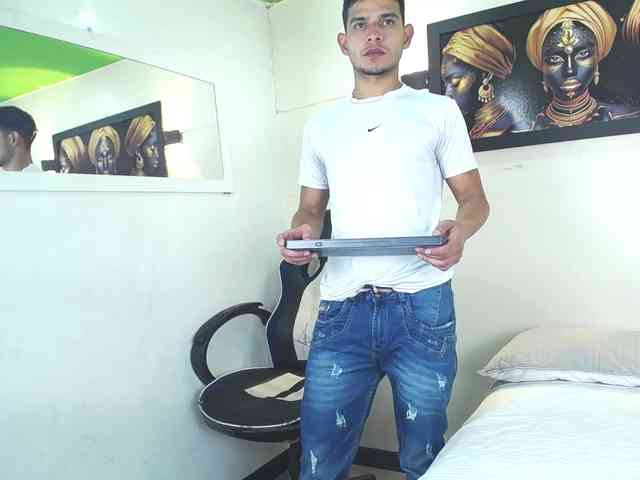 Angel-Dusstt Angel-Dusstt