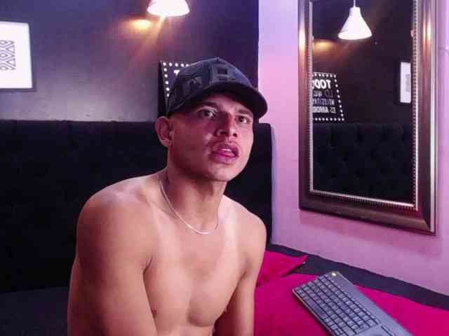 Angel-Dusstt Angel-Dusstt