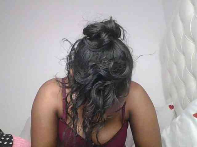 happyqueen002 webcam