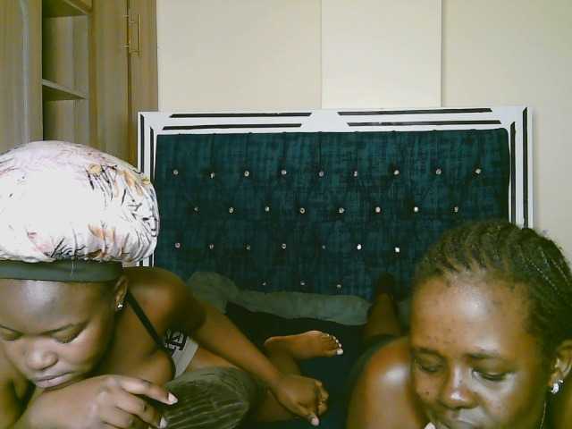  4Playqueens chat room