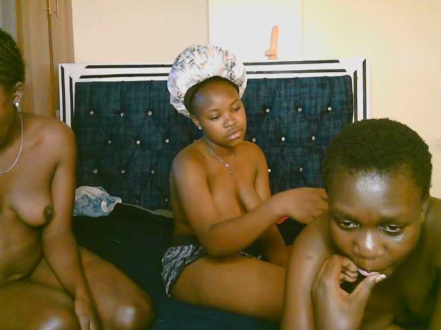 4Playqueens from BongaCams