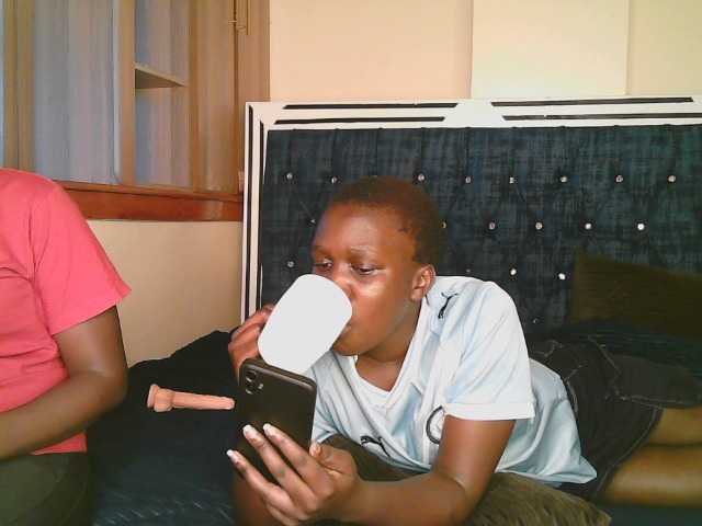  4Playqueens chat room