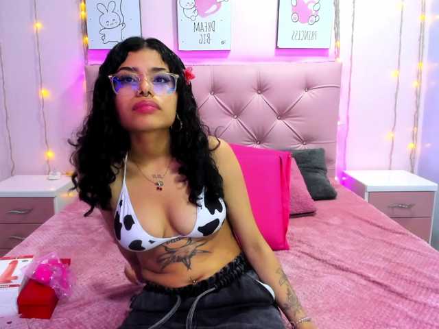  Issaa-Tyler chat room