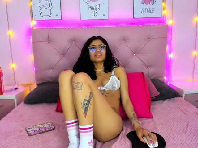  Issaa-Tyler chat room