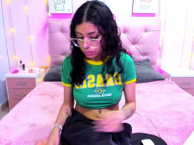  Issaa-Tyler chat room