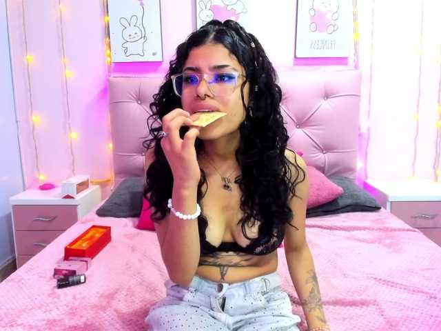  Issaa-Tyler chat room