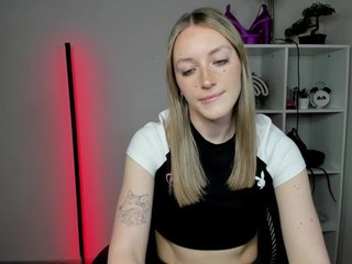 EvelynBlond26 Porn Show