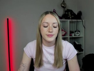 EvelynBlond26 Porn Show