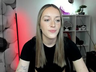 EvelynBlond26 Porn Show