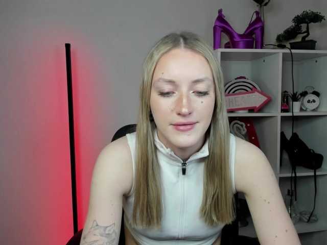 Preview of evelynblond26