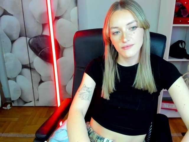 EvelynBlond