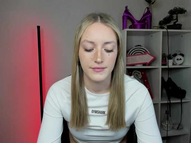 Preview of evelynblond26