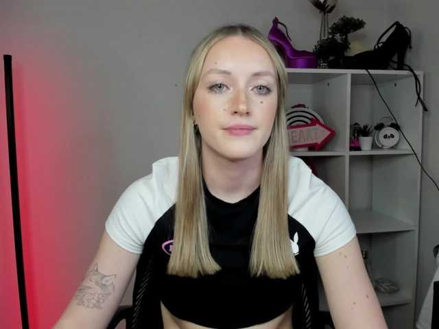 EvelynBlond
