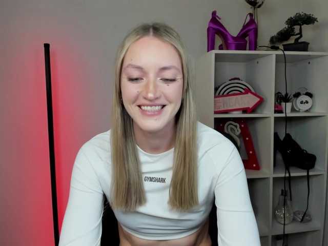 EvelynBlond