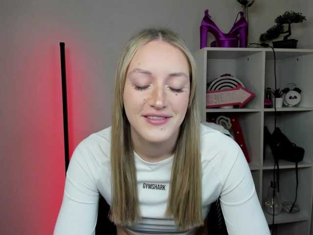 Preview of evelynblond26