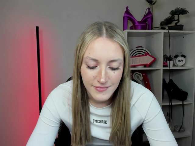 Preview of evelynblond26