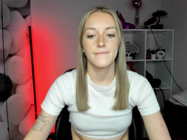 Preview of evelynblond26